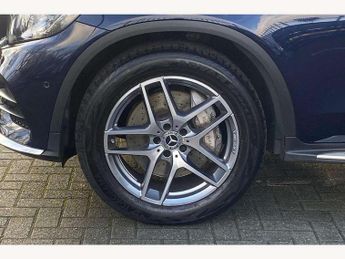 Mercedes-Benz GLC GLC 220d 4Matic AMG Line Premium 5dr 9G-Tronic