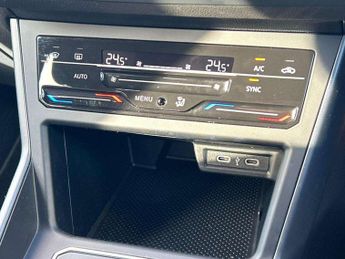 Volkswagen Polo 1.0 TSI R-Line 5dr DSG