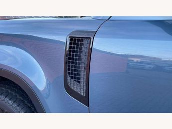 Land Rover Defender 3.0 D250 Hard Top Auto