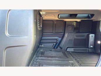 Land Rover Defender 3.0 D250 Hard Top Auto