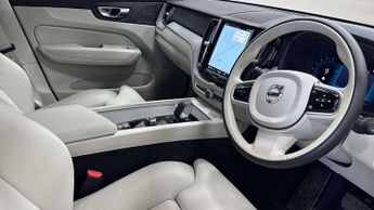 Volvo XC60 2.0 B5P Plus Dark 5dr AWD Geartronic