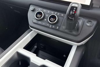 Land Rover Defender 3.0 D250 Hard Top S Auto