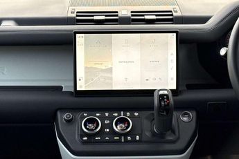 Land Rover Defender 3.0 D250 Hard Top S Auto