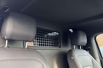 Land Rover Defender 3.0 D250 Hard Top S Auto