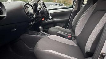 Toyota Aygo X 1.0 VVT-i Pure 5dr Auto