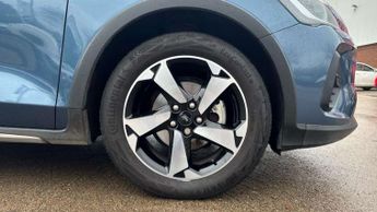 Ford Focus Active 1.0 EcoBoost Hybrid mHEV 155 Active 5dr Auto