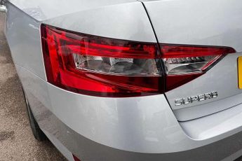 Skoda Superb 1.4 TSI iV SE Technology DSG 5dr