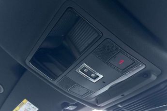 Land Rover Discovery Sport 2.0 D200 R-Dynamic SE 5dr Auto