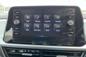 Volkswagen T-Roc 1.5 TSI Life 5dr DSG
