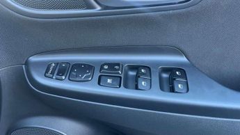 Hyundai Kona 1.6 GDi Hybrid Premium 5dr DCT