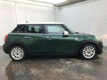 MINI Hatchback 5dr 1.5 Cooper D 5dr Auto