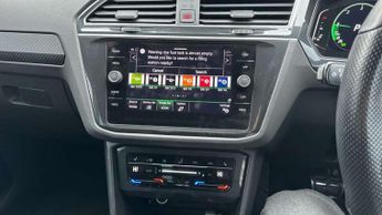 Volkswagen Tiguan 2.0 TDI 4Motion R-Line 5dr DSG