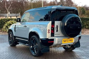 Land Rover Defender 3.0 D250 Hard Top Auto