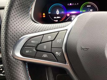 Renault Arkana 1.6 E-Tech FHEV 145 Esprit Alpine 5dr Auto