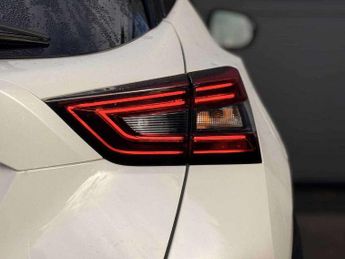 Nissan Juke 1.0 DiG-T 114 N-Connecta 5dr DCT