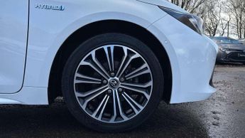 Toyota Corolla 1.8 VVT-i Hybrid Design 5dr CVT