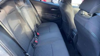 Toyota Corolla 1.8 VVT-i Hybrid Icon Tech 5dr CVT