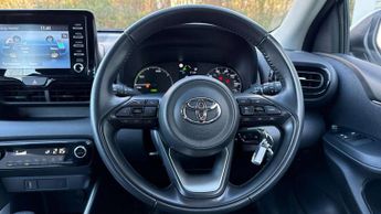 Toyota Yaris 1.5 Hybrid Icon 5dr CVT