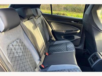 Volkswagen Golf 2.0 TDI 150 R-Line 5dr DSG