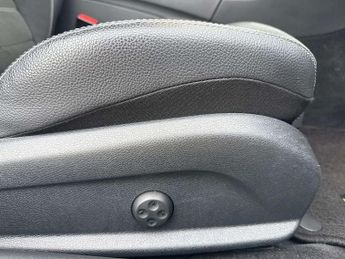 Mercedes-Benz C-Class Coupe C300d AMG Line Premium 2dr 9G-Tronic