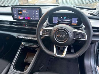 Jeep Avenger 1.2 e-Hybrid Summit 5dr DCT