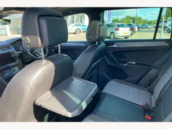Volkswagen Tiguan 2.0 TSi 230 4Motion SEL 5dr DSG