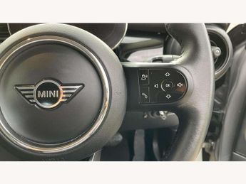 MINI Hatchback 1.5 Cooper Classic 3dr Auto