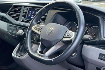 Volkswagen Transporter 2.0 TDI 150 Highline Kombi Van DSG