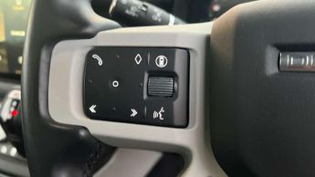 Land Rover Defender 3.0 D300 X-Dynamic HSE 90 3dr Auto