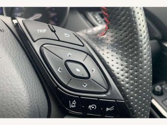 Toyota C-HR 1.8 Hybrid GR Sport 5dr CVT
