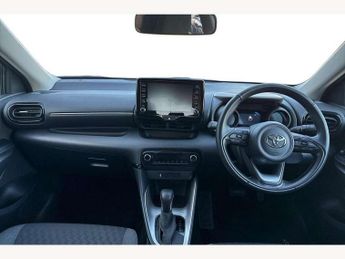 Toyota Yaris 1.5 Hybrid Design 5dr CVT