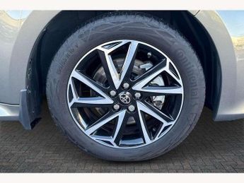 Toyota Yaris 1.5 Hybrid Design 5dr CVT