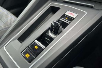 Volkswagen Golf GTE 1.4 TSI GTE 5dr DSG