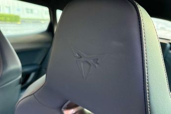 Cupra Formentor 1.4 eHybrid 204 V2 5dr DSG