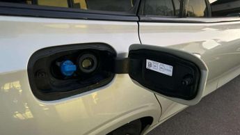 Volvo V60 2.0 B4D R DESIGN 5dr Auto