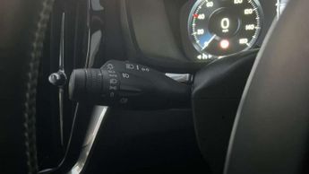 Volvo V60 2.0 B4D R DESIGN 5dr Auto