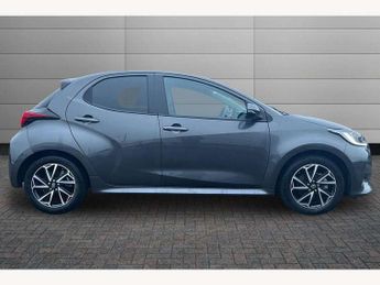 Toyota Yaris 1.5 Hybrid Design 5dr CVT