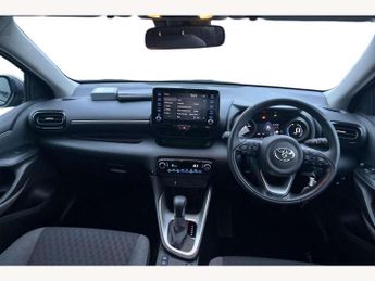 Toyota Yaris 1.5 Hybrid Design 5dr CVT