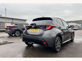 Toyota Yaris 1.5 Hybrid Dynamic 5dr CVT