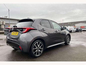 Toyota Yaris 1.5 Hybrid Dynamic 5dr CVT