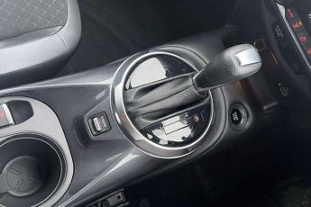 Nissan Juke 1.6 Hybrid N-Connecta 5dr Auto