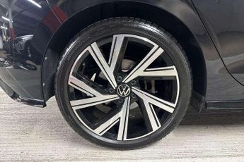 Volkswagen Golf 2.0 TDI 150 R-Line 5dr DSG