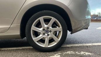 Volvo V60 D2 [115] SE 5dr Powershift