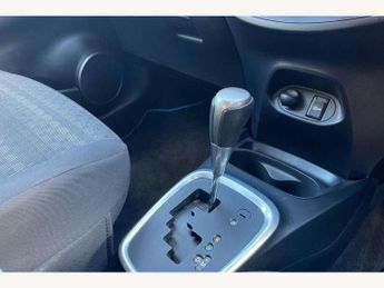 Toyota Yaris 1.33 VVT-i Icon 5dr CVT