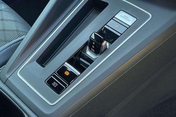 Volkswagen Golf 1.5 eTSI 150 R-Line 5dr DSG