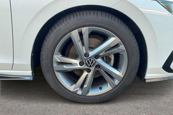 Volkswagen Golf 1.5 eTSI 150 R-Line 5dr DSG