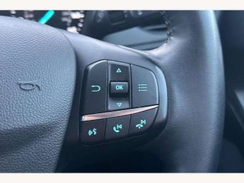 Ford Focus 1.0 EcoBoost Hybrid mHEV Titanium 5dr Auto