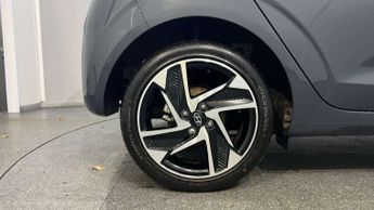 Hyundai i10 1.0 [63] Premium 5dr Auto [Nav]