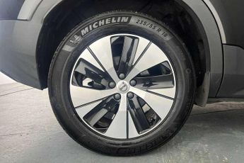 Volvo XC40 Recharge 1.5 T4 Recharge PHEV Plus Dark 5dr Auto