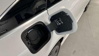 Mercedes-Benz CLA Shooting Brake CLA 250e AMG Line Premium Plus 5dr Tip Auto